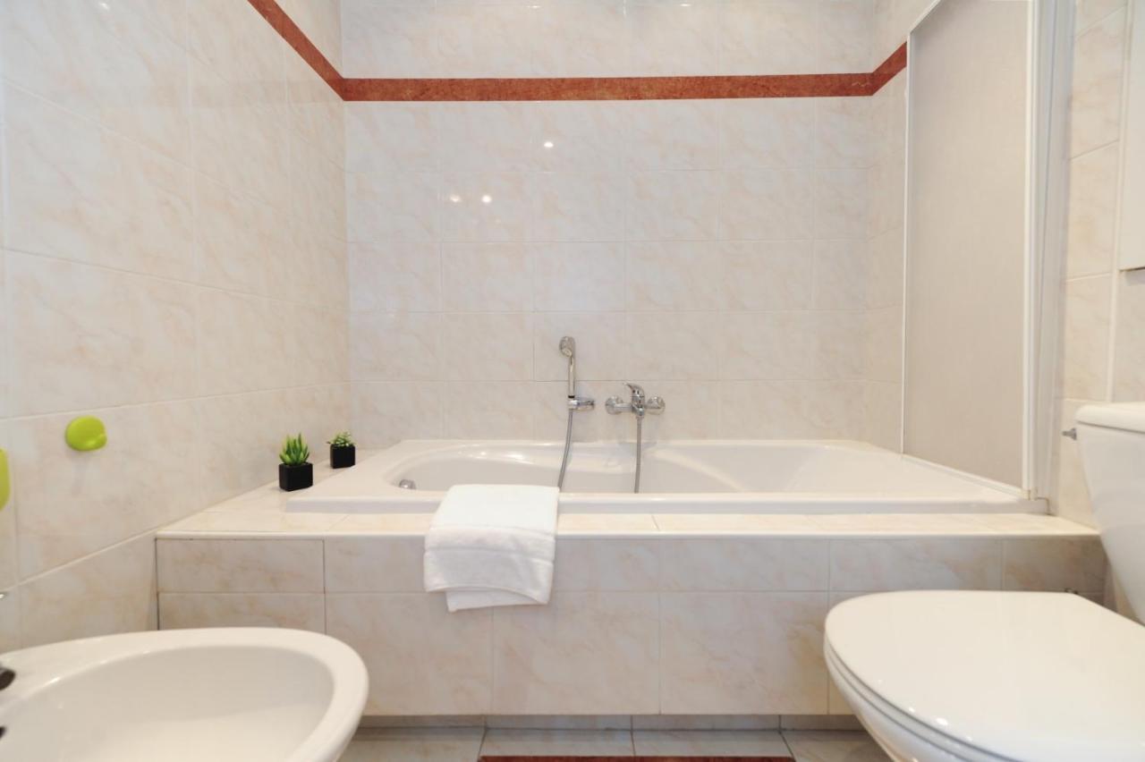 Le Savoy Palace - Five Stars Holiday House 尼斯 外观 照片